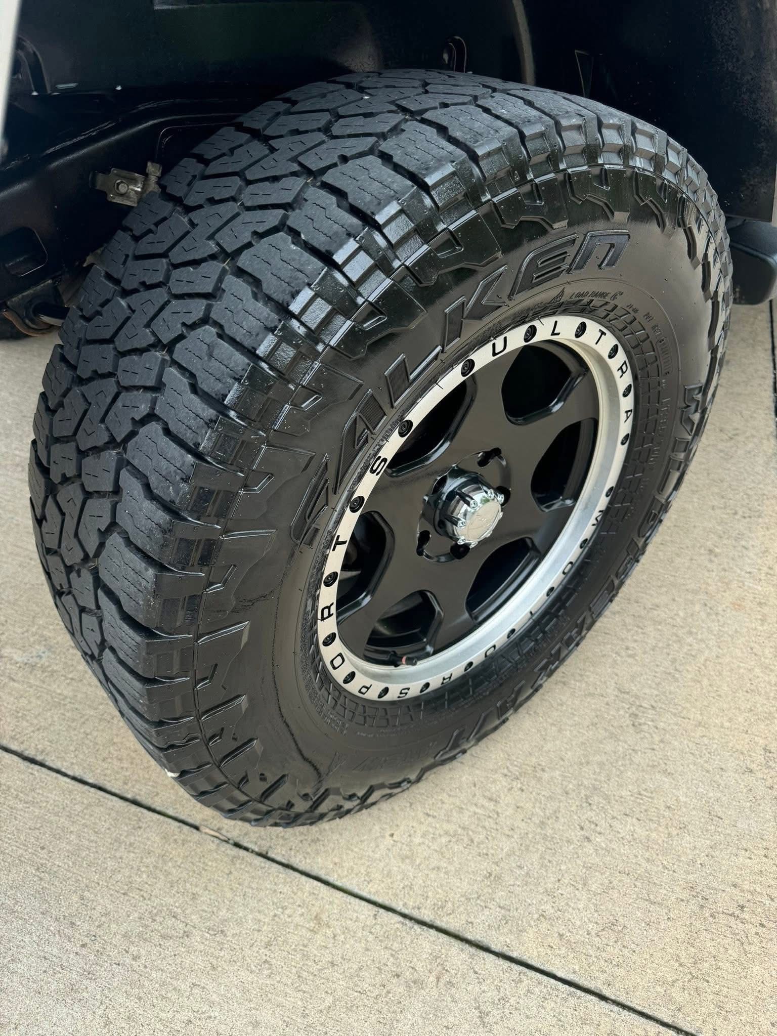 
								2013 Jeep Wrangler Sahara 4×4 full									