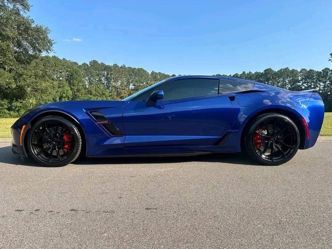 
								2019 Chevrolet Corvette Grand Sport 3LT full									