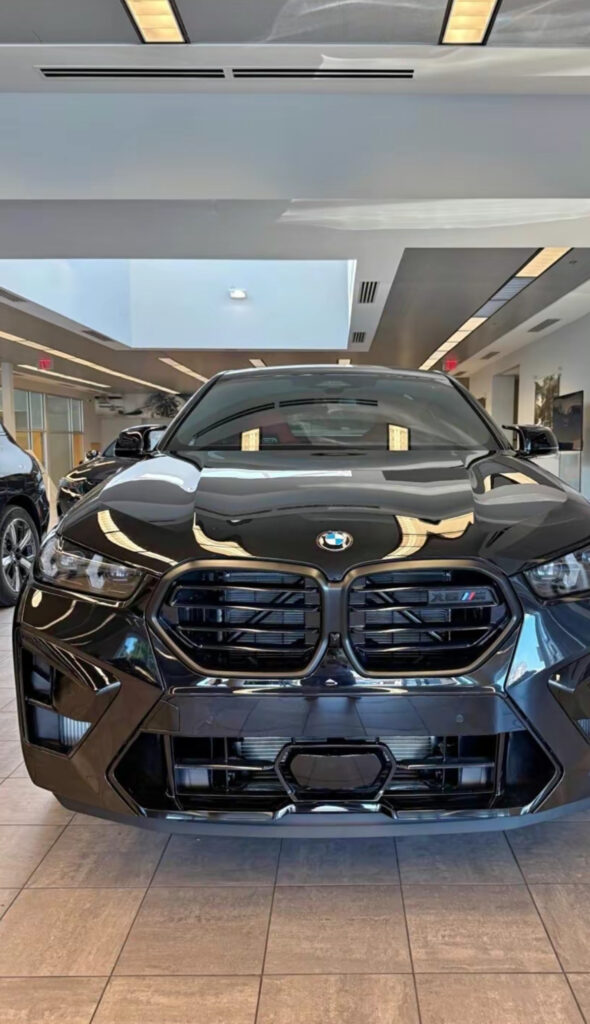 2025 BMW X6 M COMPETITION