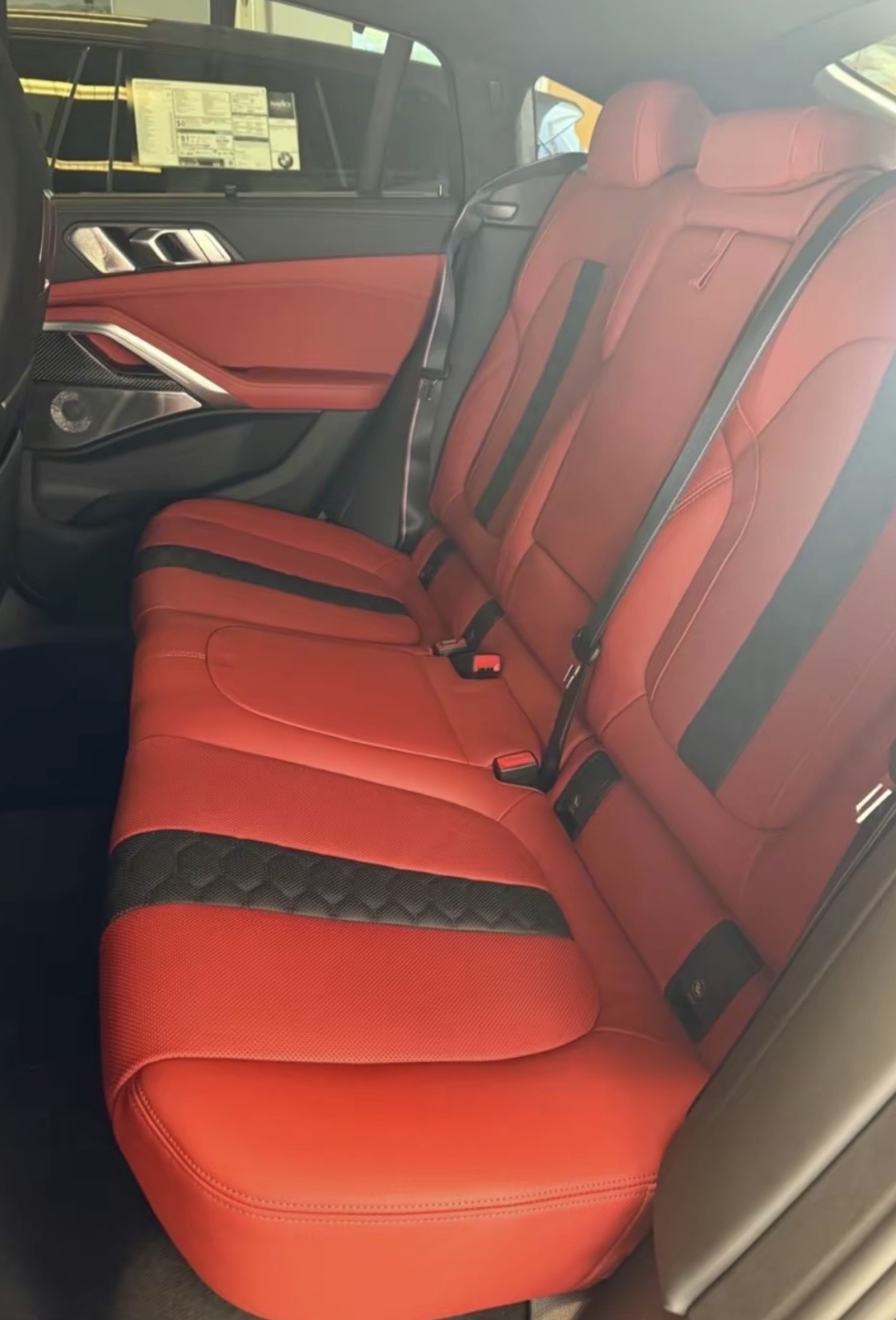 
								2025 BMW X6 M COMPETITION full									