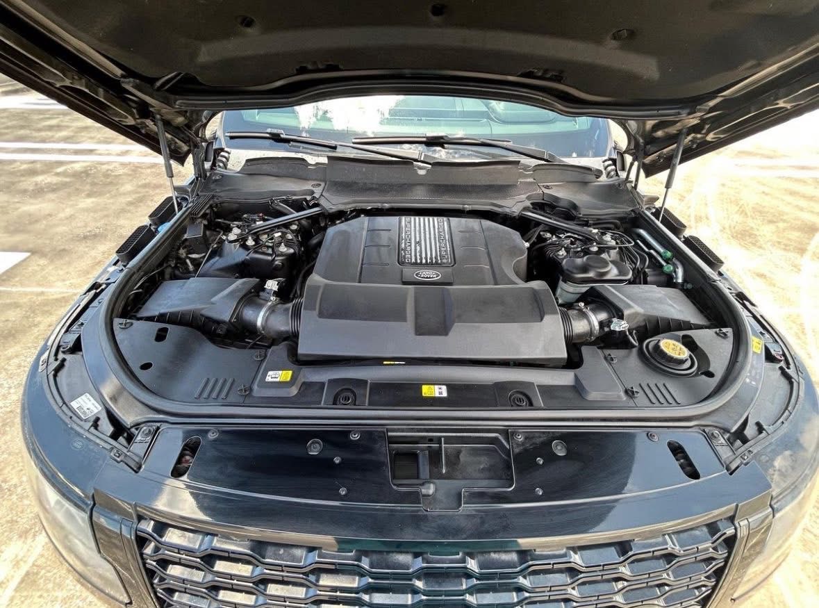 
								2019 Range Rover Supercharged full									