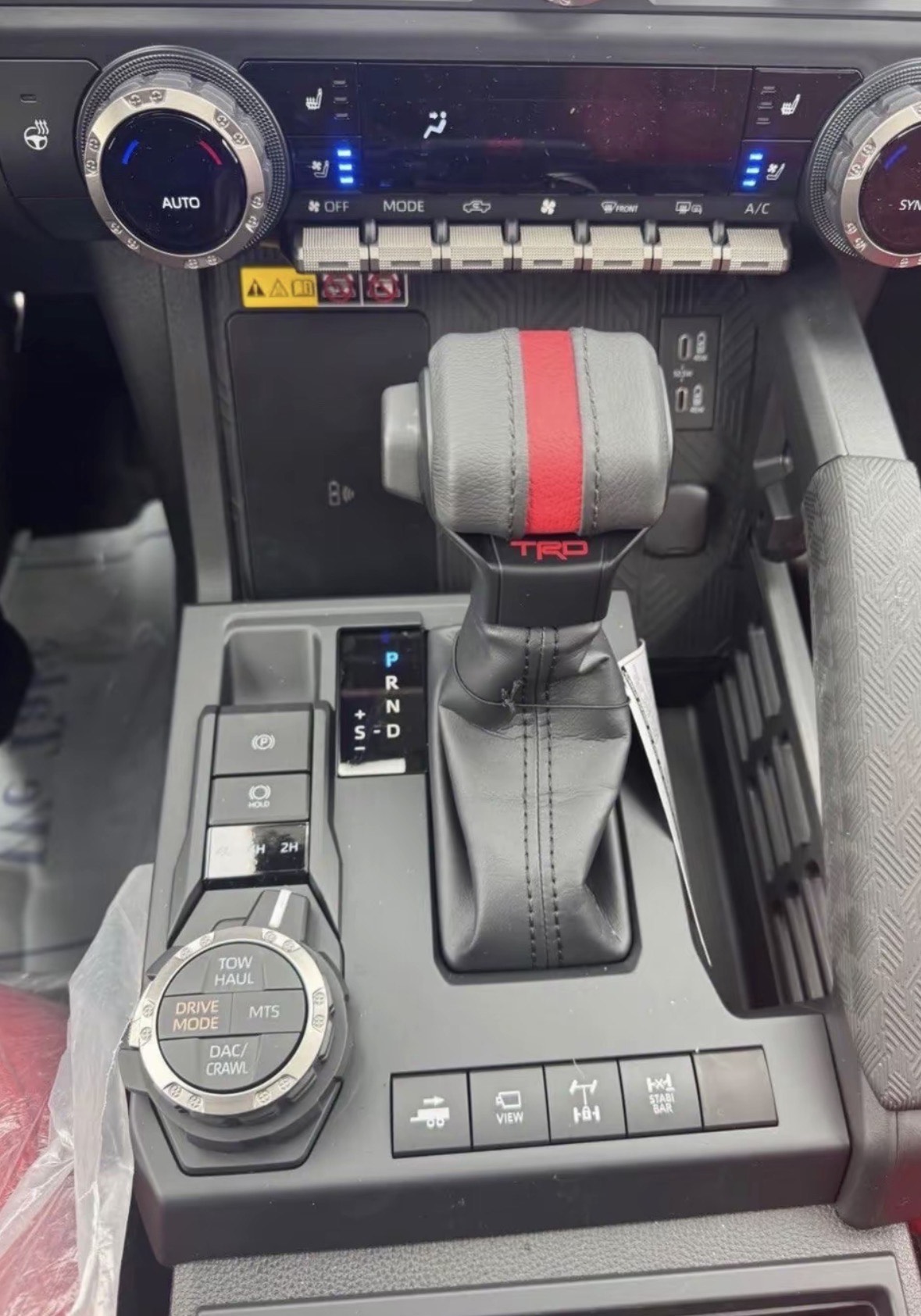 
								2025 Toyota Tacoma Double Cab • TRD Pro Pickup full									