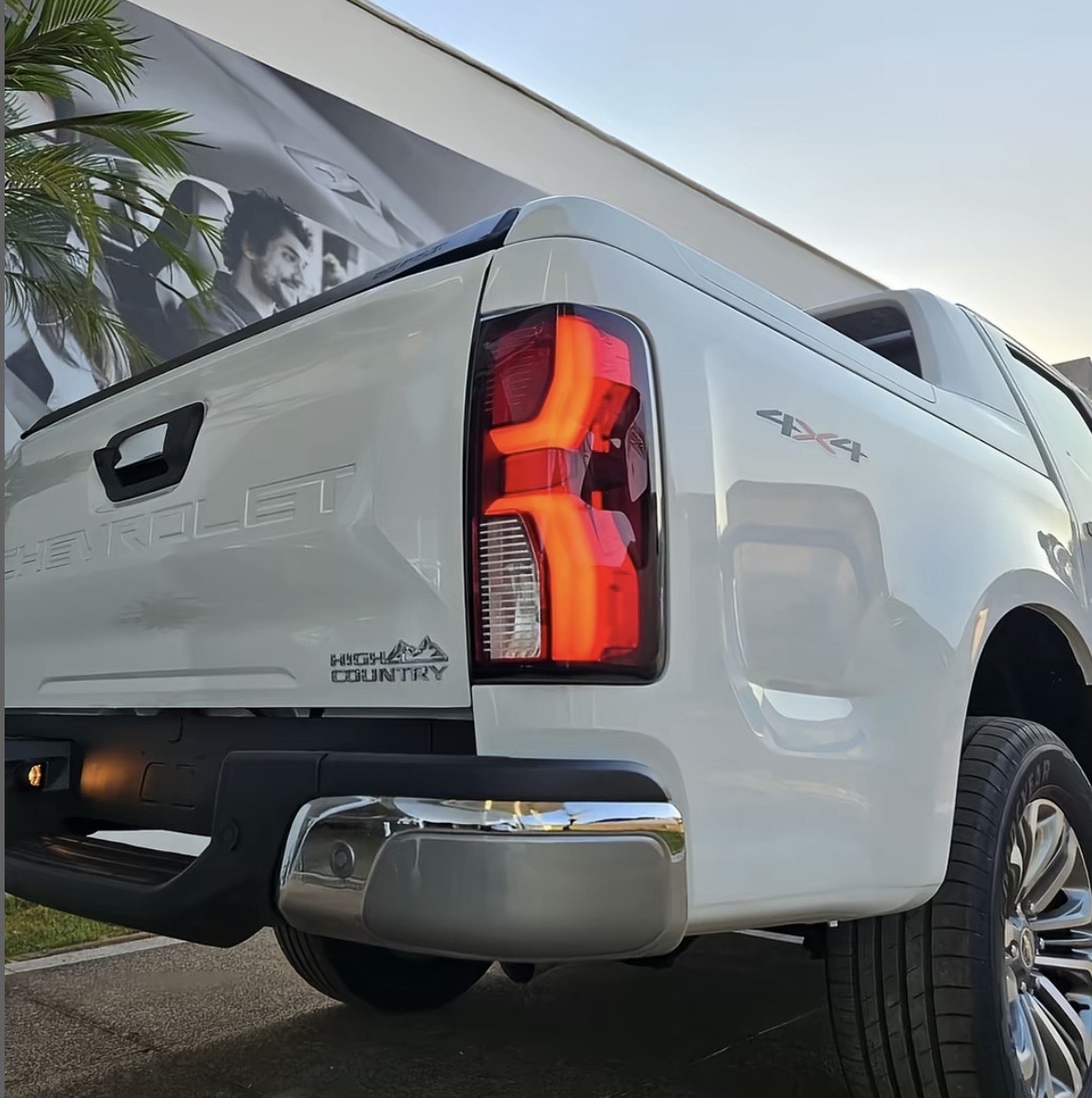
								Chevrolet S10 High Country 4×4 full									