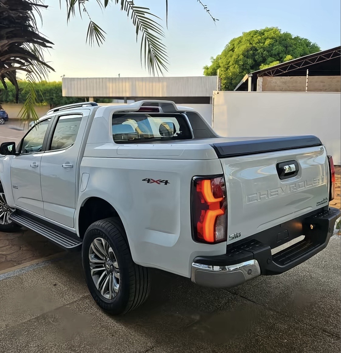 
								Chevrolet S10 High Country 4×4 full									