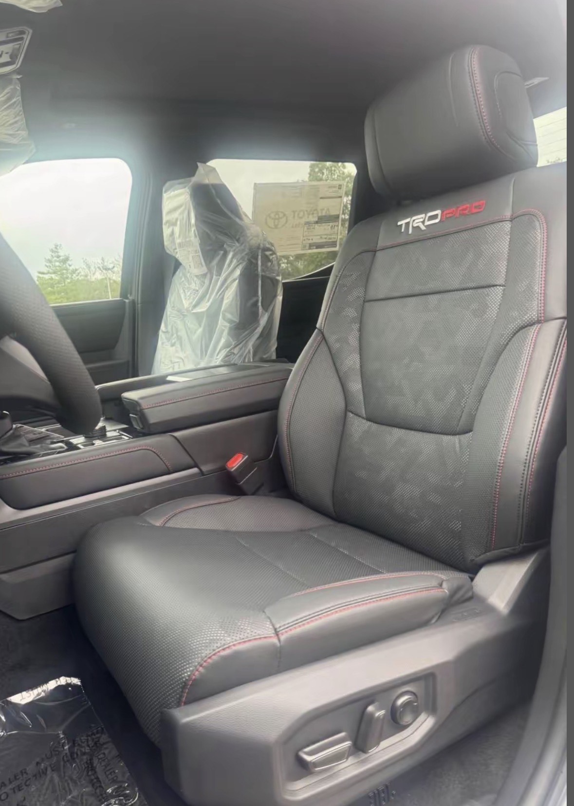 
								2026 Toyota Tundra • TRD Pro full									